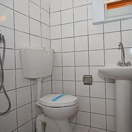 Appartement To Pithari