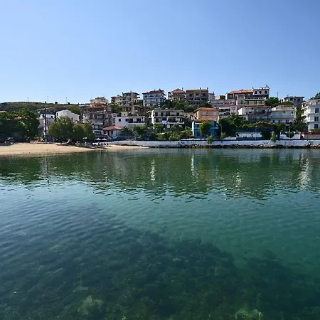 Appartement To Pithari *