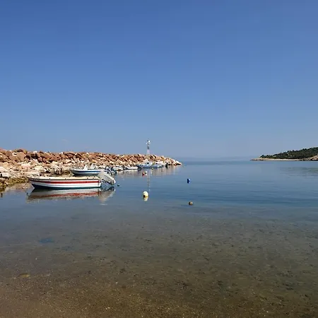 Appartement To Pithari