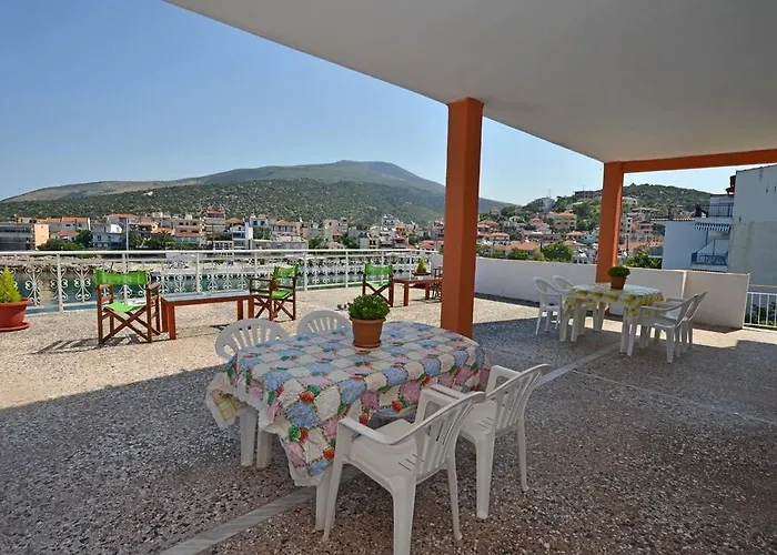 Lejlighed To Pithari