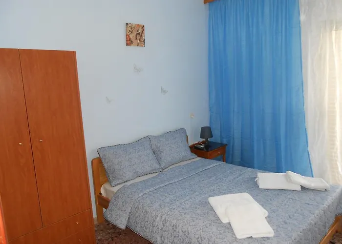 To Pithari Lejlighed